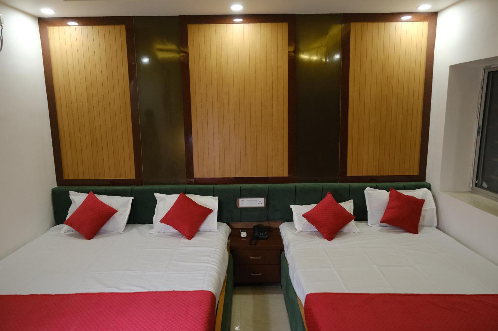 Hotel Golden Continental دوغار المظهر الخارجي الصورة