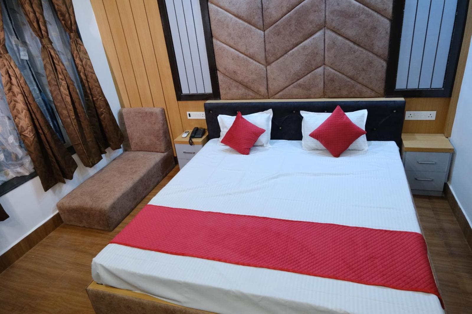 Hotel Golden Continental دوغار المظهر الخارجي الصورة