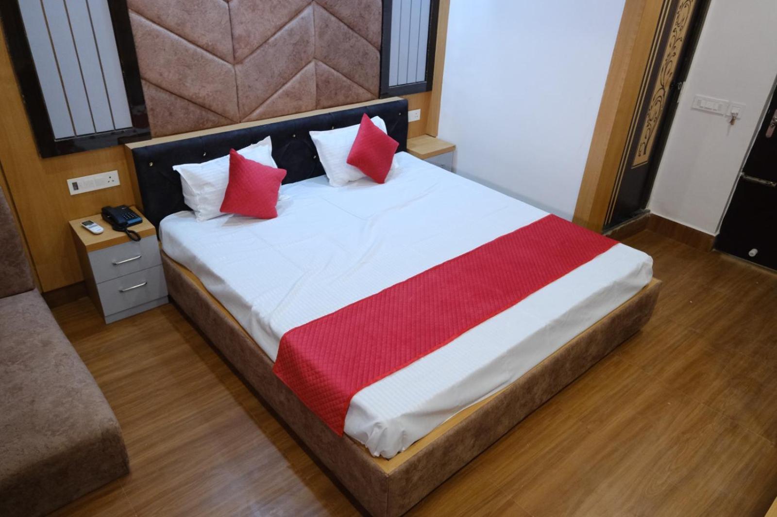 Hotel Golden Continental دوغار المظهر الخارجي الصورة