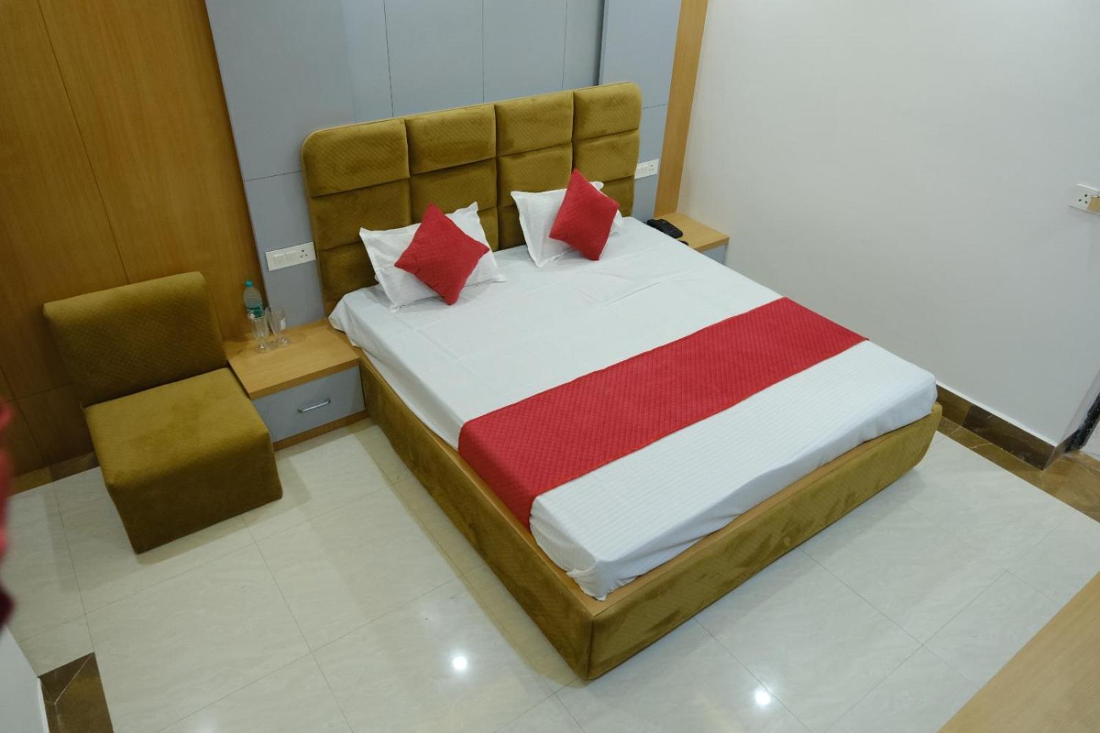 Hotel Golden Continental دوغار المظهر الخارجي الصورة