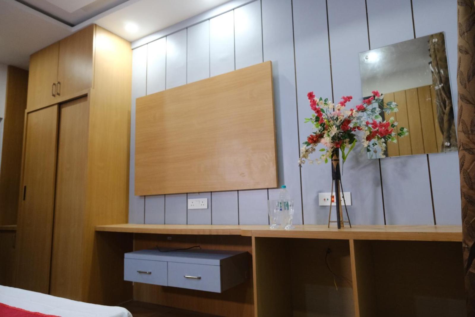 Hotel Golden Continental دوغار المظهر الخارجي الصورة